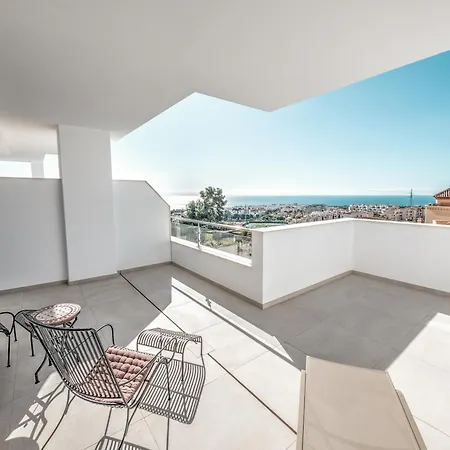 Modern Townhouse With 3 Terraces, Pool And Views * Nerja