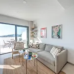 Modern Townhouse With 3 Terraces, Pool And Views Дом отдыха *