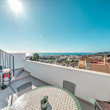 Modern Townhouse With 3 Terraces, Pool And Views * Nerja